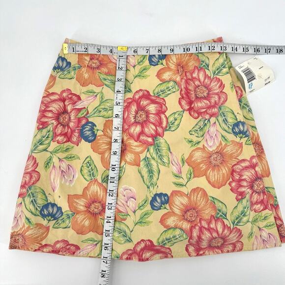VTG Liz Claiborne Tropical Floral Print Wrap Skort Shorts Womens Petite Size 4 - Picture 7 of 8